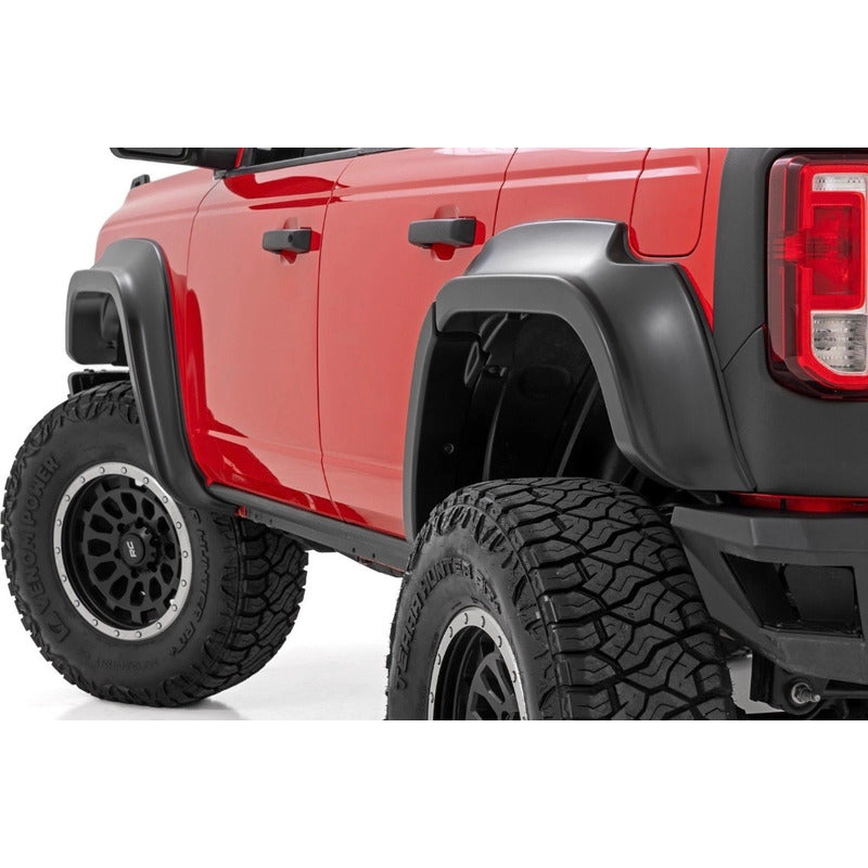 Cantoneras Laterales Rough Country Bronco 2021 A 2025 Negro